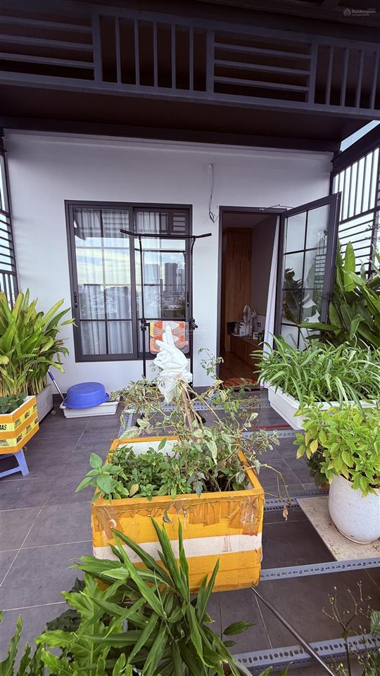 Người nhà nhờ em gửi bán căn nhà cực hiếm 2 mặt tiền đường bế văn cấm, tân quy, quận 7.