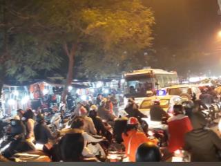 Cho thuê mặt bằng hàng bè phố cổ hoàn kiếm