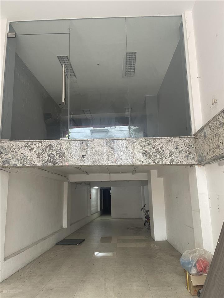 Víp hàng bông 7 tầng giữa phố cổ