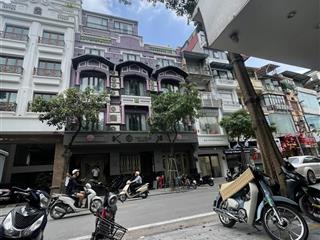 Víp hàng bông 7 tầng giữa phố cổ