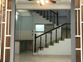 Cho thuê nguyên căn nhà hẻm ngay trung q.1 và q.3 tphcm