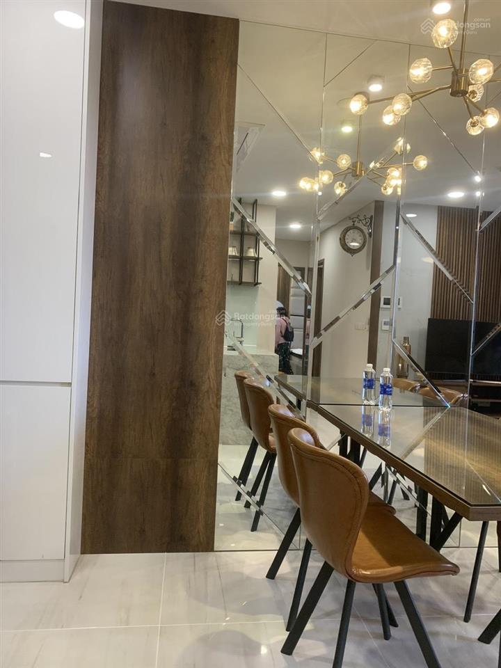 Cho thuê căn hộ the everrich lê đại hành, 116m2, 2pn, giá 17.5 triệu. nhà đẹp, chủ nhà dễ tính.