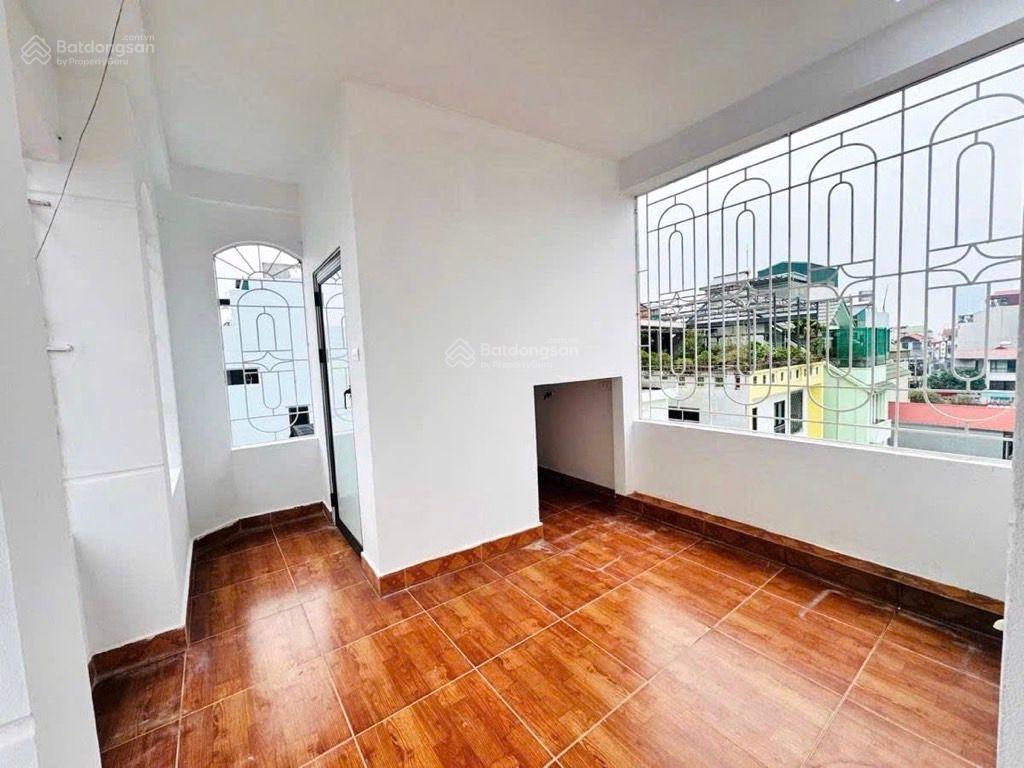 Siêu phẩm xuan đinh oto đỗ cửa  6 tầng  lô góc  kinh doanh sầm uất  ngõ thông tứ tung ,