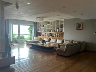 Bán m3 m4 nguyễn chí thanh, dt 320m2, tke 5pn, 4wc, full nt đẹp, giá 30 tỷ có thương lượng