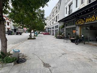 Bán 2 căn liền kề cạnh aeon quảng ninh. giá 7ty8