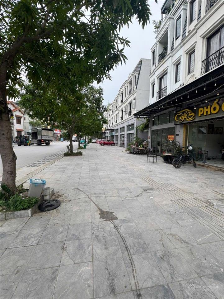 Bán căn liền kề cạnh aeon quảng ninh vị trí siêu đẹp. giá 7tỷ5.  0779 910 ***