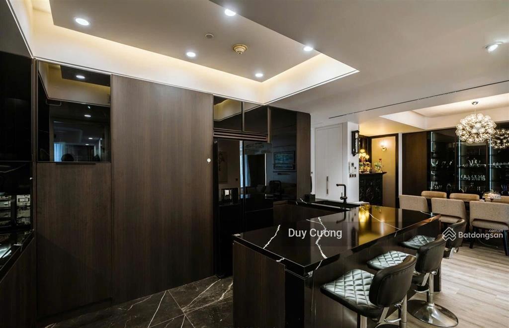 3 phòng ngủ, 145m2, tầng 25, chung cư indochina plaza hà nội