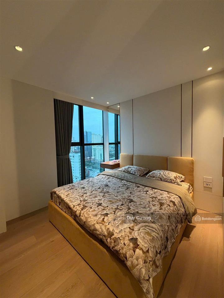 Em có căn 2 phòng ngủ, nội thất đẹp skypark cần cho thuê, tầng 20