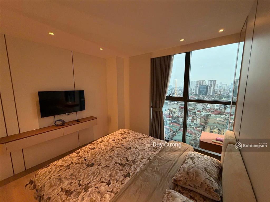 Em có căn 2 phòng ngủ, nội thất đẹp skypark cần cho thuê, tầng 20