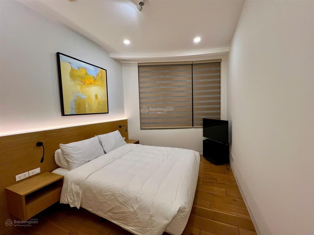 Cho thuê 3 phòng ngủ, 128m2, tháp đông, tầng 26 indochina plaza xuân thủy, iph