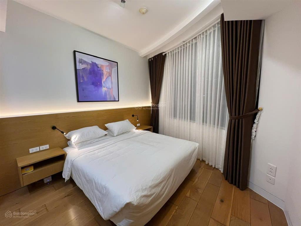Cho thuê 3 phòng ngủ, 128m2, tháp đông, tầng 26 indochina plaza xuân thủy, iph
