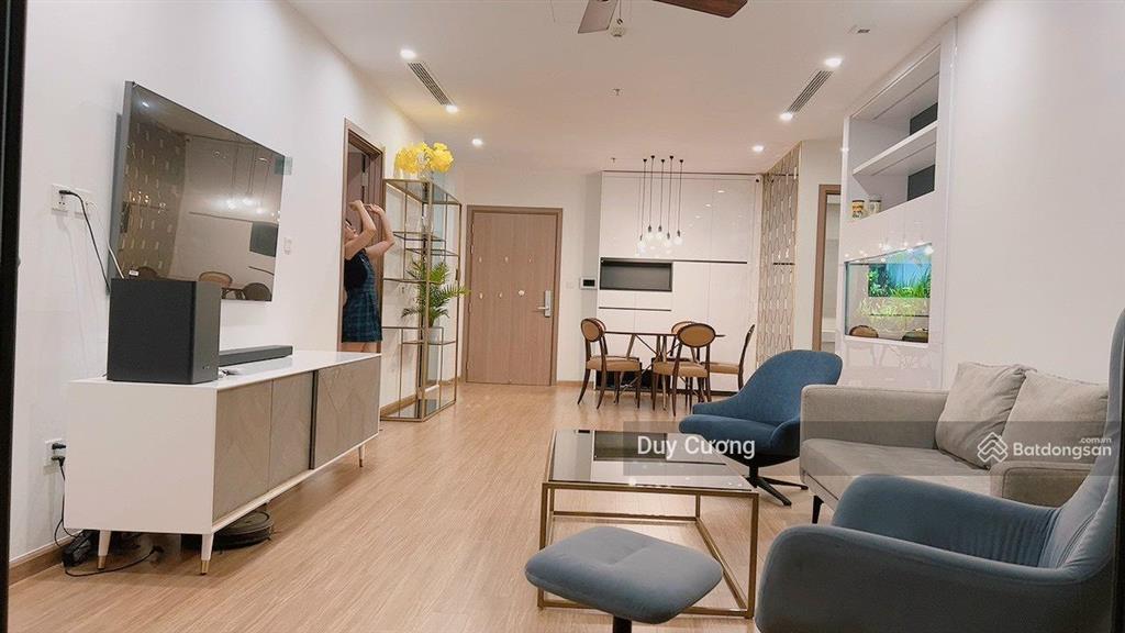 4 phòng ngủ, tầng 25 chung cư vinhomes west point cho thuê