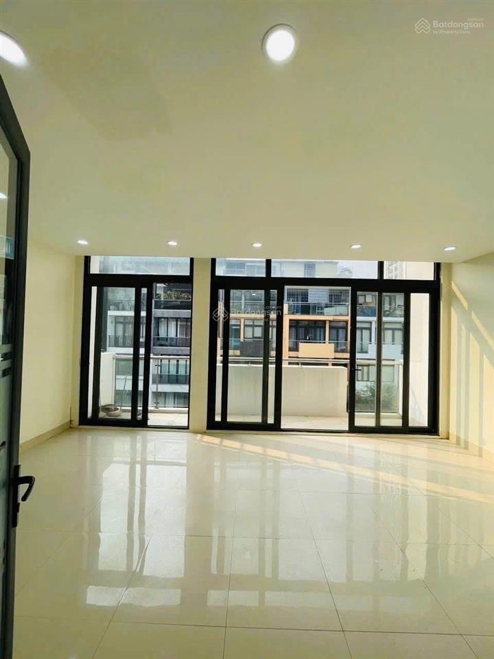 Bán liền kề mon city hàm nghi 96m2 x 6 tầng ngã tư nguyễn cơ thạch cực rẻ