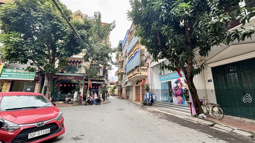 Bán nhà mai dịch 14 tỷ 50m2 mt 4,5m phân lô cầu giấy vừa ở vừa làm văn phòng