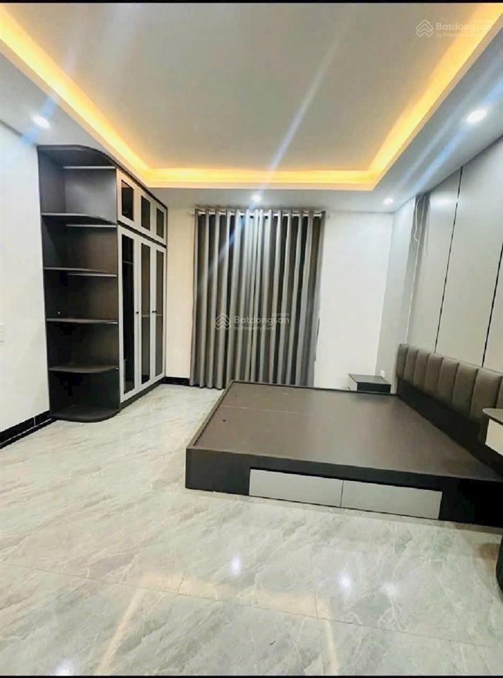 Bán nhà thanh am  trung tâm việt hưng  ngõ nông  full tiện ích