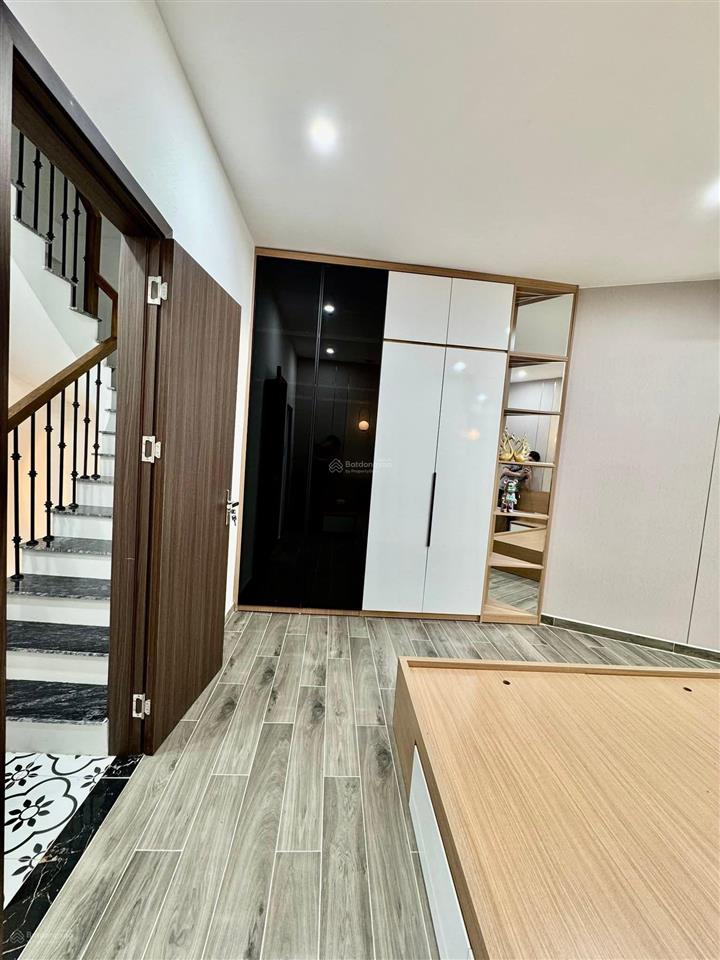 Hiếm ngọc lâm .bồ đề .hn. khu phố sầm uất nơi lý tưởng với không gian sống tiện nghi và thoải mái