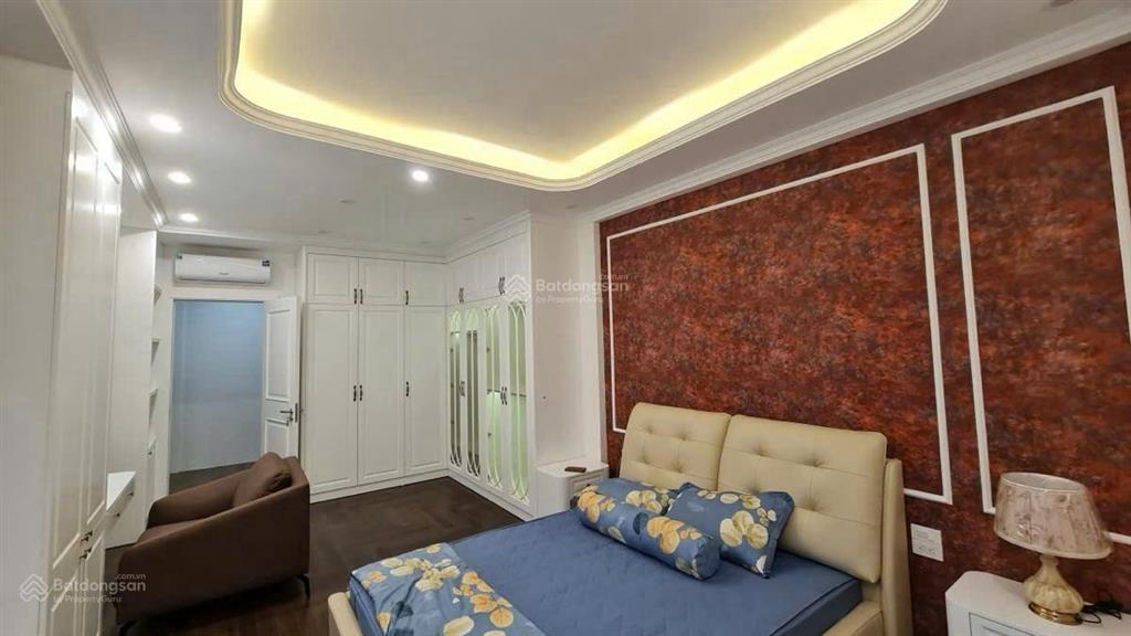 Nguyễn văn cừ  15.9 tỷ 75m  6 tầng  full nội thất cao cấp  ô tô đỗ cổng  sang phố cổ nhanh