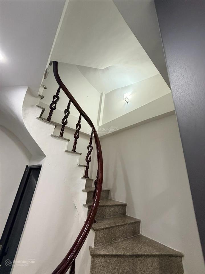 Hiếm.ngọc lâm  bồ đề hn nhà đẹp full nội thất  gần oto ngọc lâm trung tâm phố ẩm thực sầm uất