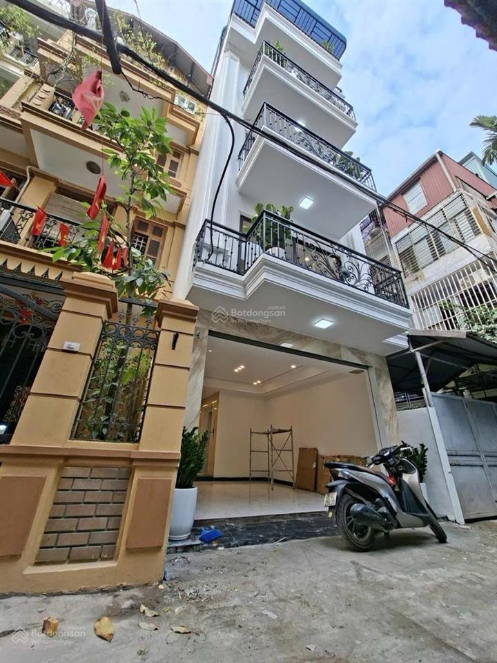 Siêu đẹp ngọc lâm thông nguyễn văn cừ khu vực lõi long biên .80m  6 tầng  ngõ thông thoáng