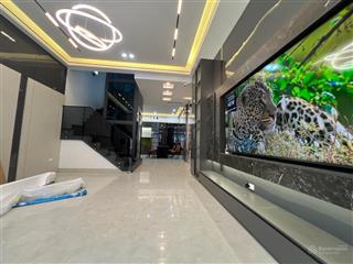 Nhà đẹp bát khối long biên  90m  5 tầng thang máy  mặt ngõ kinh doanh  đường oto tránh
