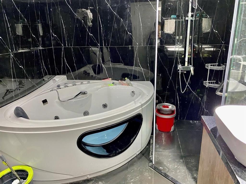 Siêu vip mặt phố lâm hạ cực đẹp  tru ng tâm mới bồ đề long biên 8 tầng kinh doanh văn phòng đỉnh