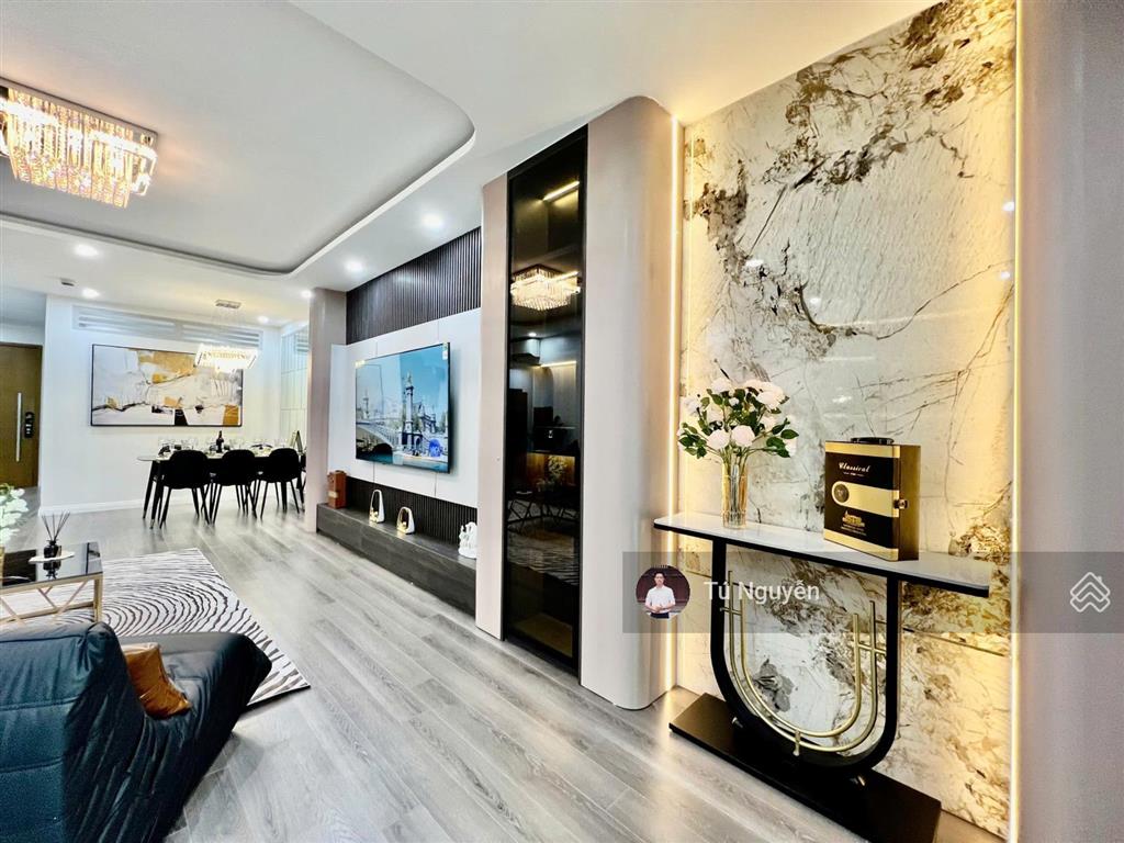 Chính chủ bán căn 2 phòng ngủ 59m² gold season số 47 nguyễn tuân. giá 6 tỷ