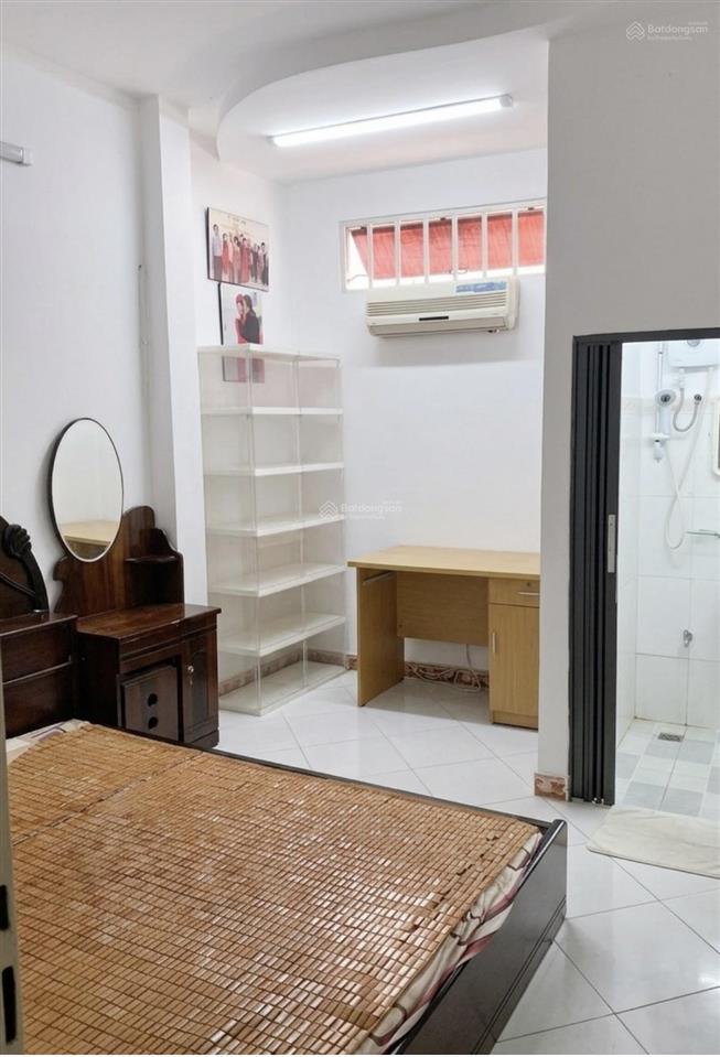 Chủ ngộp thiện chí b.án nhà quận 8 , hiện hữu, 2 tầng  hẻm 6m cách mt 3 căn