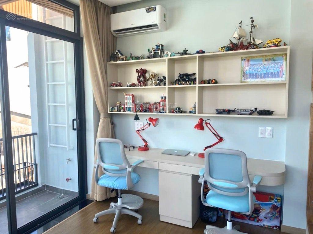 Nhà bán 3 tầng giáp quận 1  45m2  sát mặt tiền khu nhà giàu an ninh  hxh  3 pn  giá 9 tỷ tl