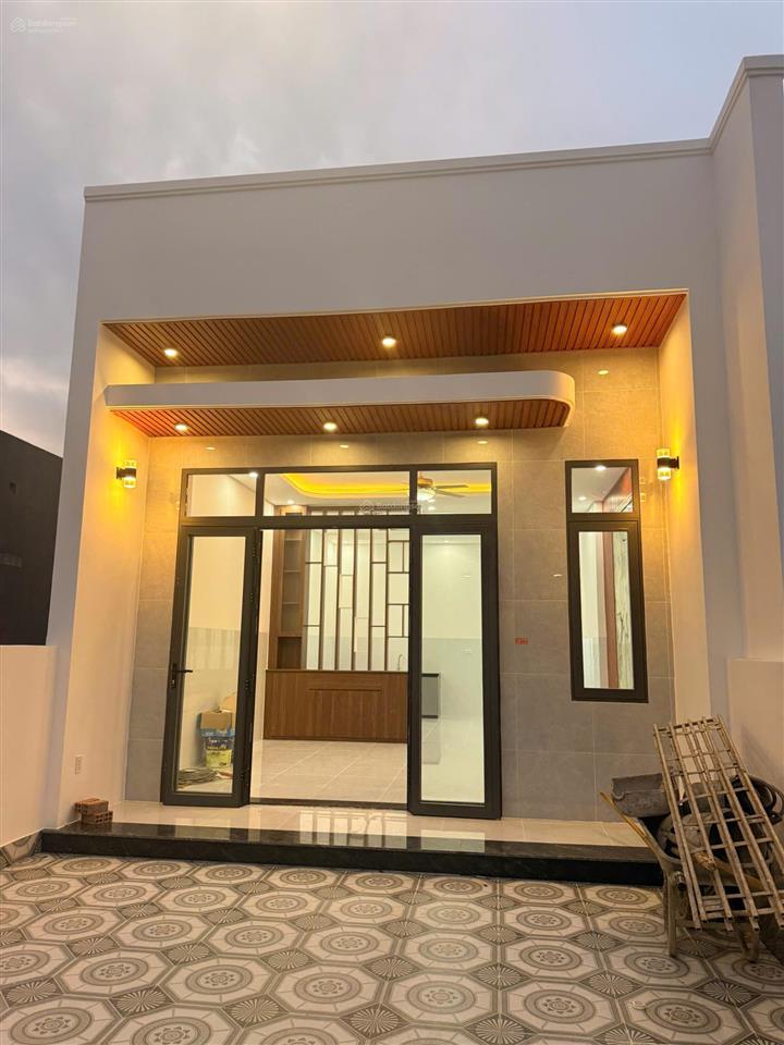 Nhà mới đẹp  giá tốt trung tâm long điền, tp.hcm