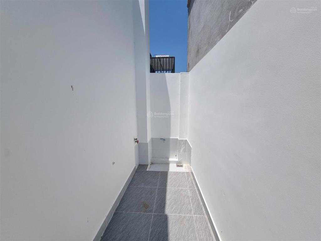 Nhà mới đẹp  giá tốt trung tâm long điền, tp.hcm