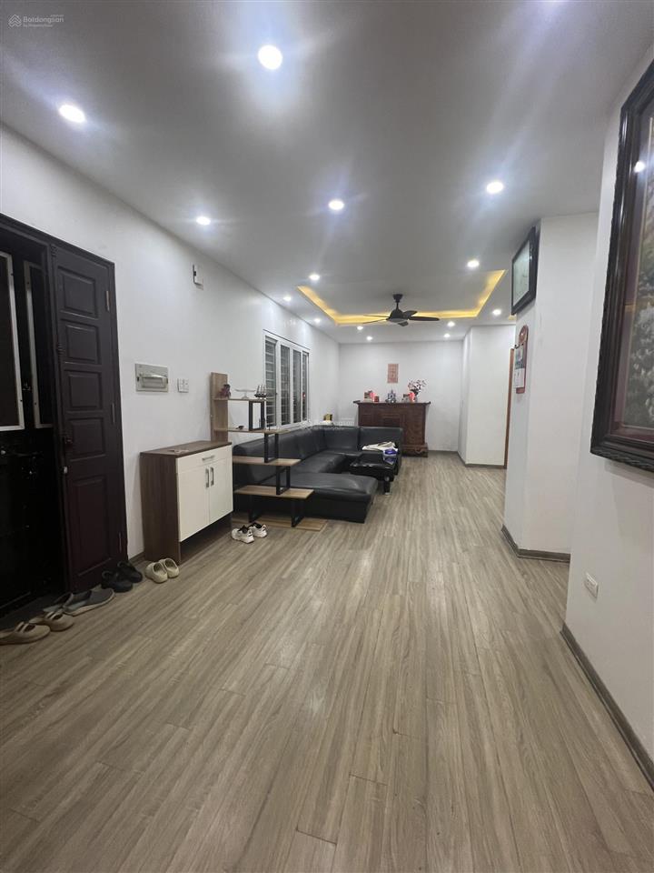 Cho thuê chcc tại làng quốc tế thăng long trần đăng ninh, dịch vọng, cầu giấy 170m2, 4n 2vs 22tr/th