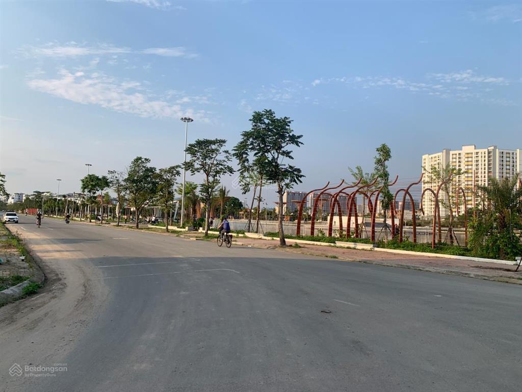 Bán đất tđc ngọc thuỵ. 60m2mt 4m, vỉa hè ô tô tránh, kinh doanh