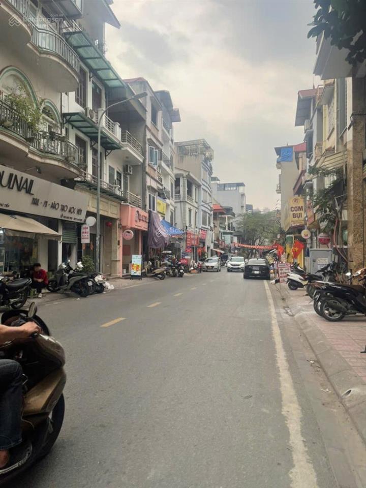 Nhà đẹp phố hoàng như tiếp thang máy ngõ ô tô tránh chỉ 10m