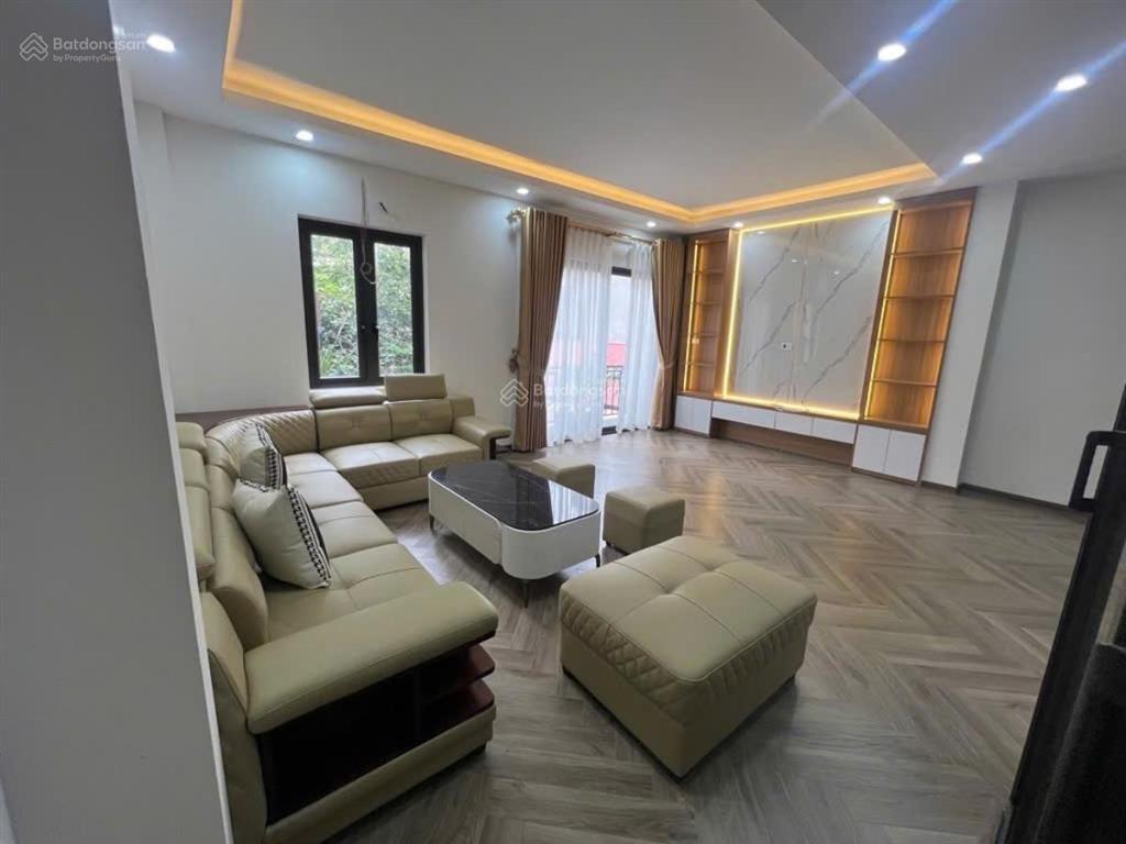 Bán nhà mặt ngõ phố hoàng như tiếp long biên