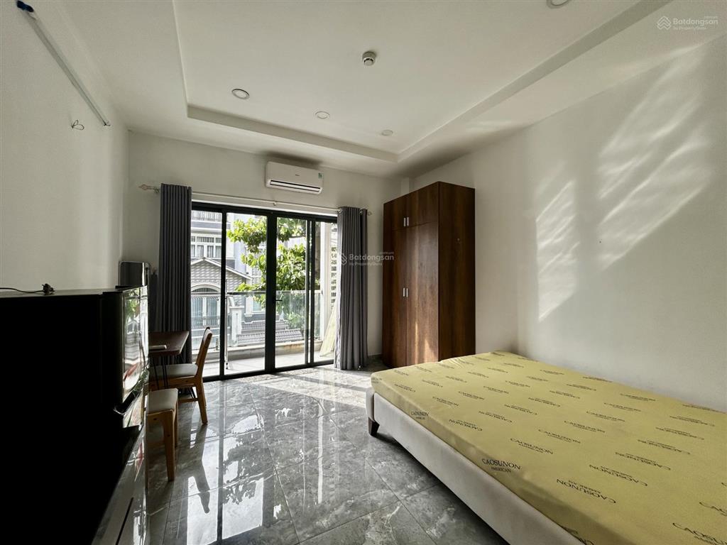 Gần ngã tư mai chí thọ  studio ban công máy giặt riêng ngay đảo kim cương quận 2