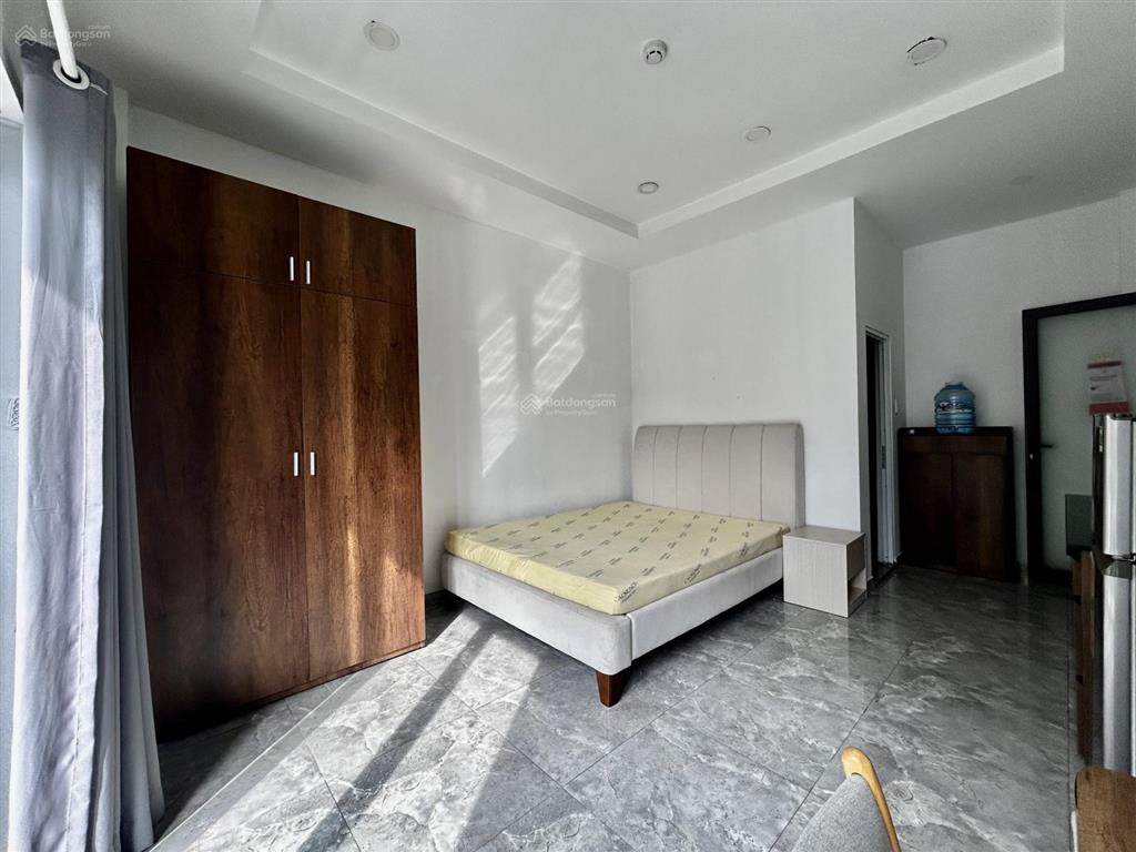Gần ngã tư mai chí thọ  studio ban công máy giặt riêng ngay đảo kim cương quận 2