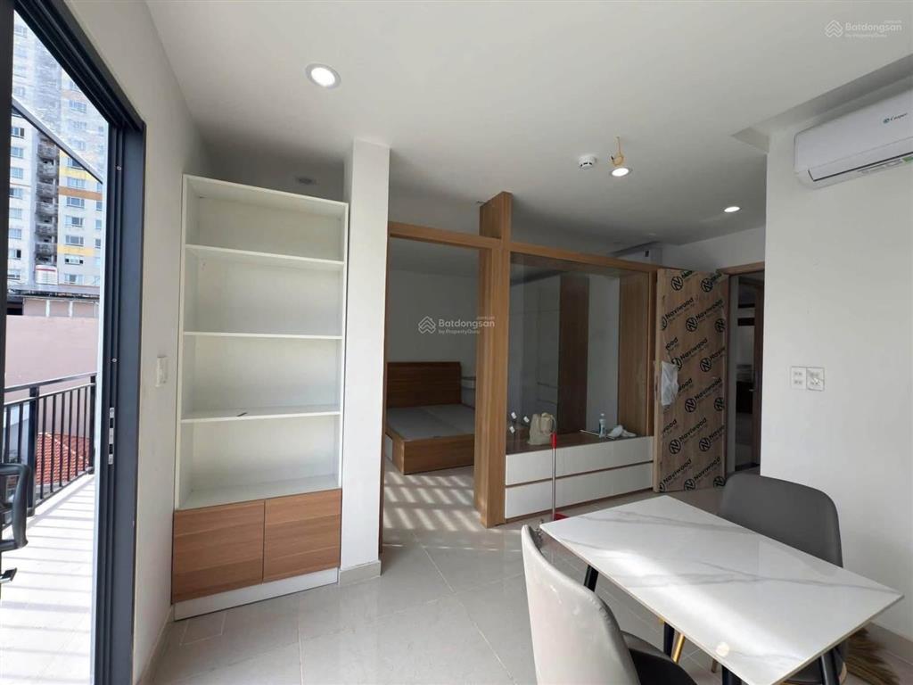 Thảo điền quận 2 / sắp trống lại 1 phòng ngủ diện tích thoáng  có dịch vụ dọn phòng