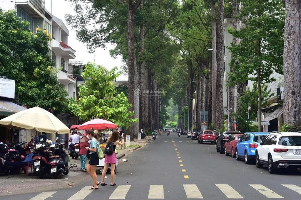 Hợp đồng thuê cao, vào là có thể khai thác dòng tiền ngay