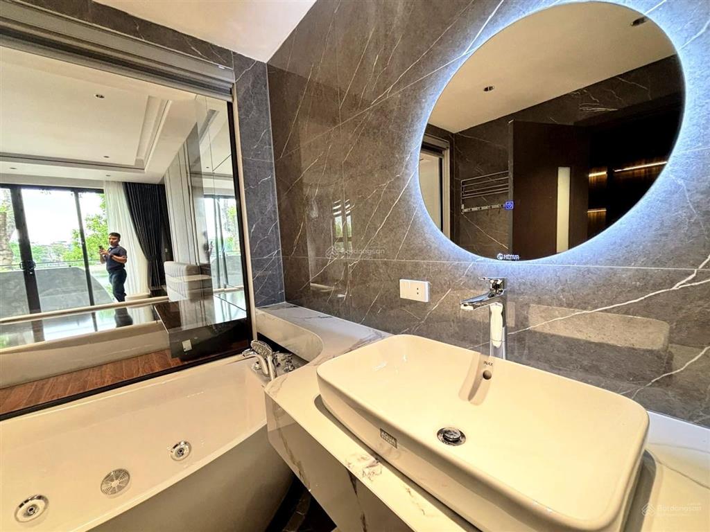Chính chủ bán nhà linh đàm  70m  8 tầng view hồ đẳng cấp thang máy xịn  29ty
