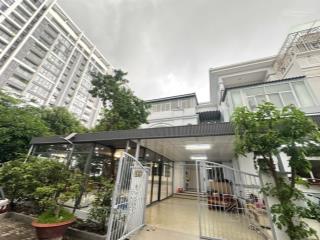 Bán biệt thự góc công viên phú mỹ hưng