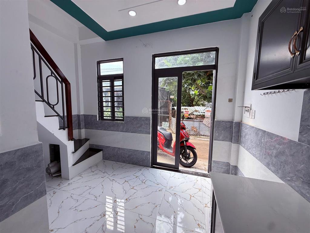 Bán nhà giá rẻ 4x4 325tr ngay chợ dọn vào ở ngay