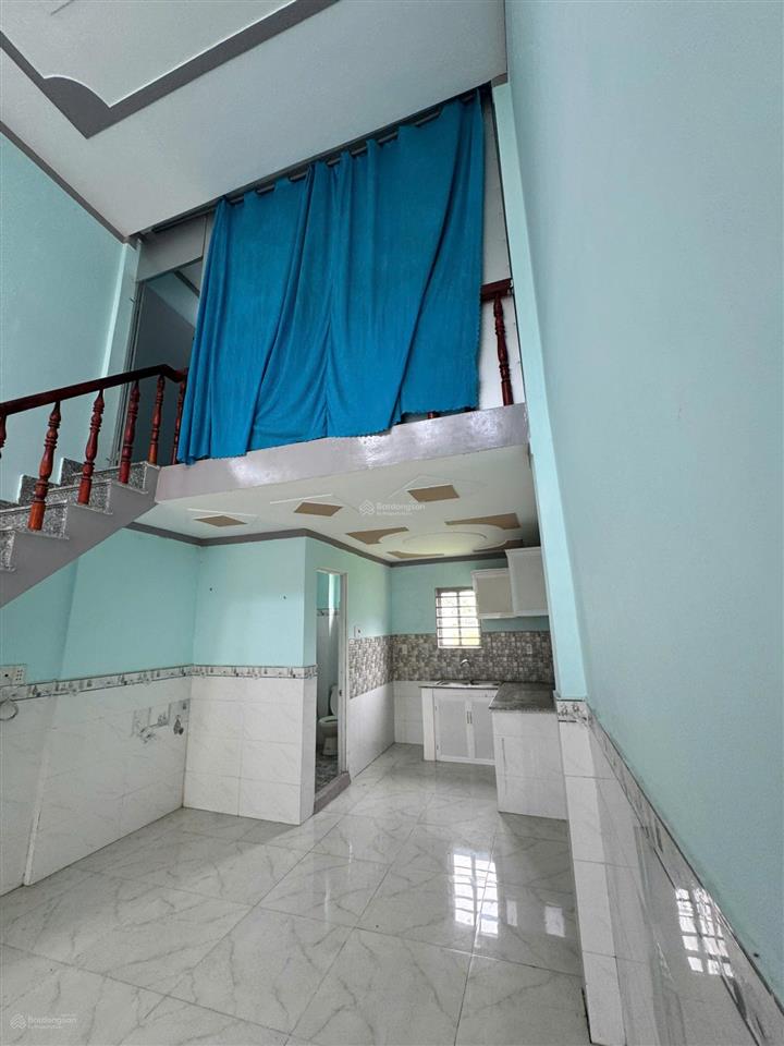 Nhà cấp 4 chính chủ bán gấp 4x10m 1 trệt 1 lửng 625tr giá full