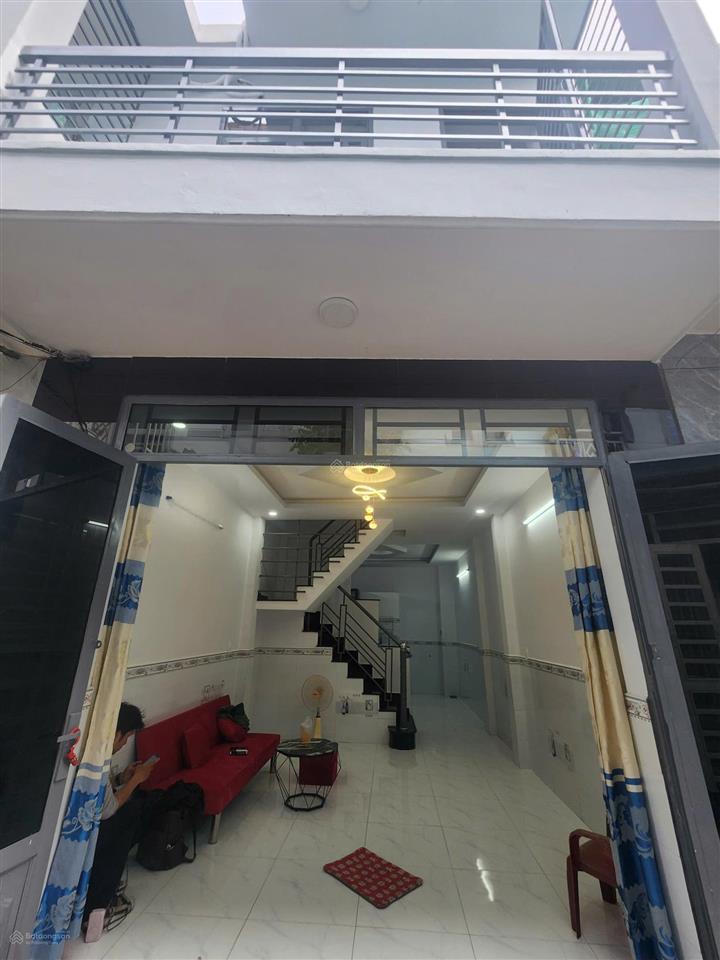 Bán nhà sát hóc môn 2pn  giá chốt 675 triệu