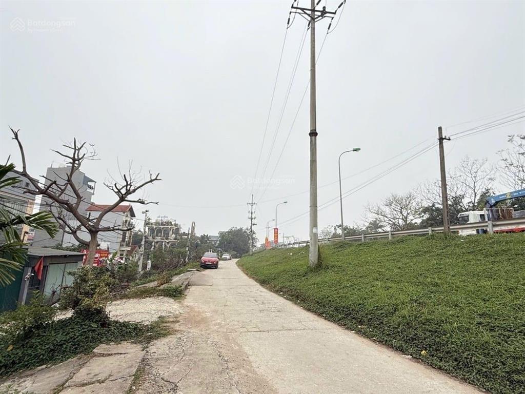 Chỉ 5.3 tỷ! đất bắc từ liêm 50m ô tô đỗ cửa sổ sẵn cất két