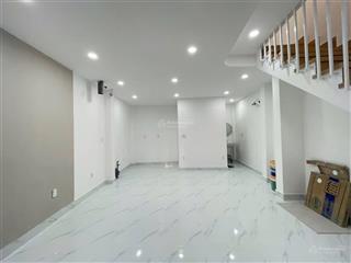 Nhà hẻm rộng rãi hậu giang, p11, q6  dt 4.5 x 7.3m, nh 4.8m  kết cấu 1 lầu  giá 3.9 tỷ