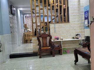 Nhà mới xây dựng 1 trệt, 1 lầu, sân thượng (2.5 tấm) đúc kiên cố, 4.5m x 15m, giá bán 7.5 tỷ