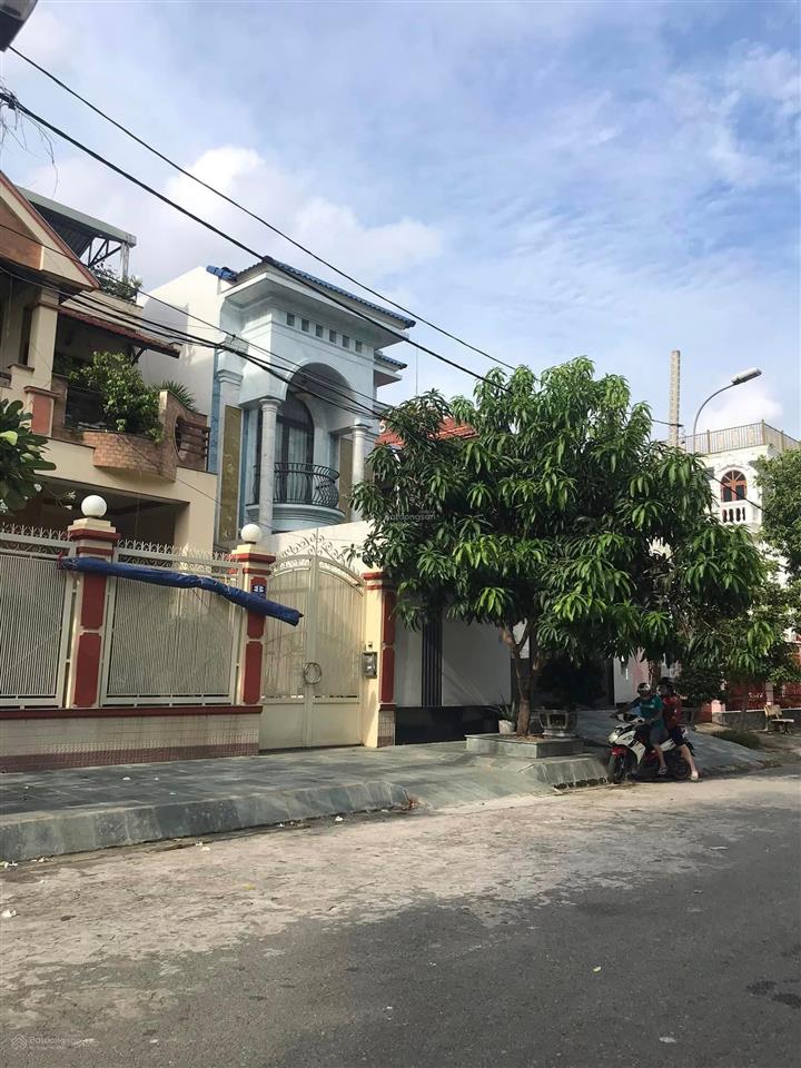 Bán nhà biệt thự nội khu tên lửa đường 11a . dt 8x21m kc 1lầu giá 23,9tỷ vị trí đất địa dân trí cao