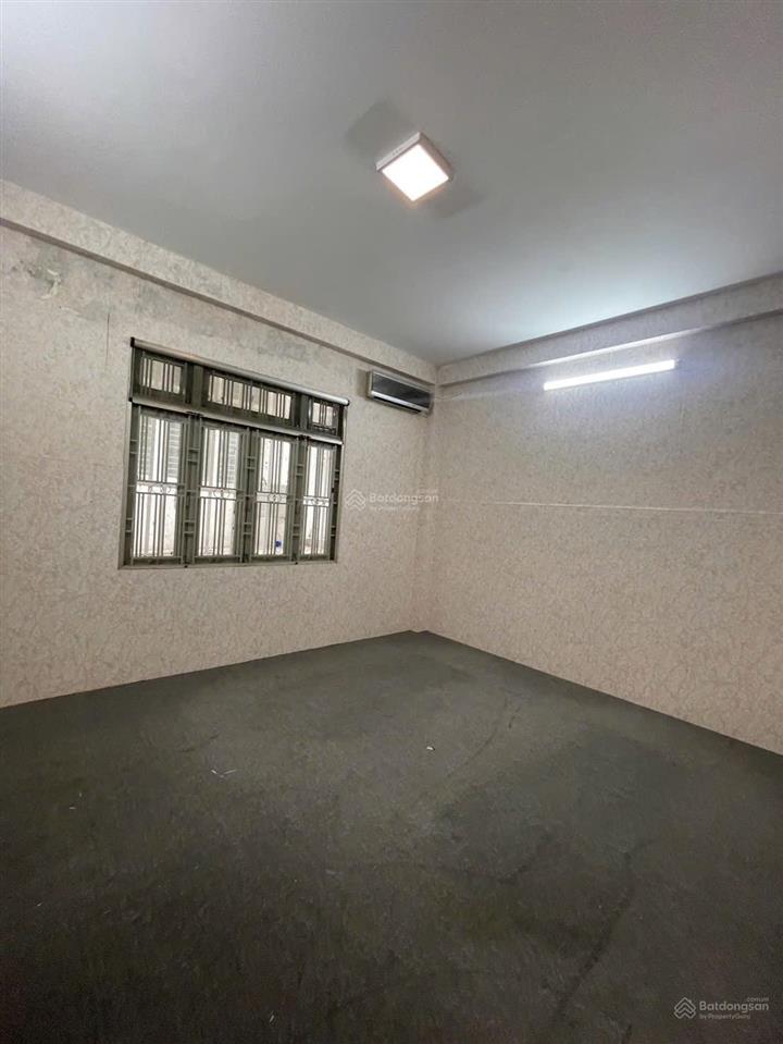 Bán nhà 5x20m kc 3,5tấm hoàn thiện giá 11tỷ đường 12b khu tên lửa giá tốt nhất khu vực