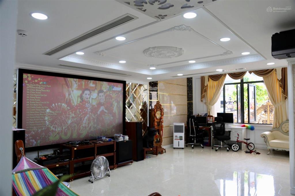 Cho thuê biệt thự góc 2 mặt tiền p. bình trị đông b 12 x 20m, kết cấu 3 tấm, giá 59 triệu/tháng