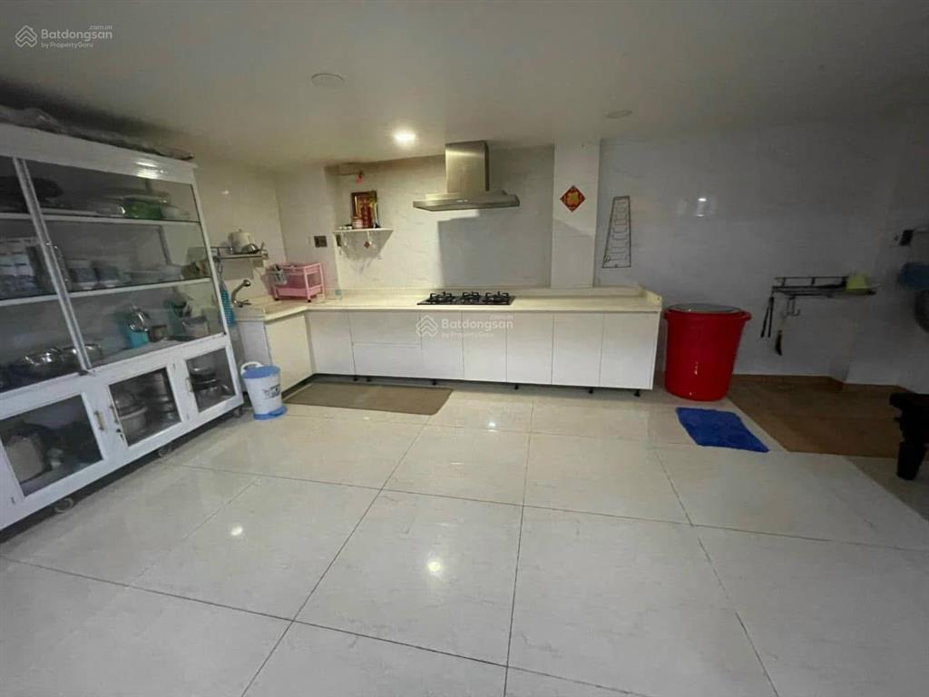 Nhà cho thuê khu tên lửa 8x20m, kết cấu 3,5 tấm, nội thất cơ bản, nhà mới, giá 45 triệu/th